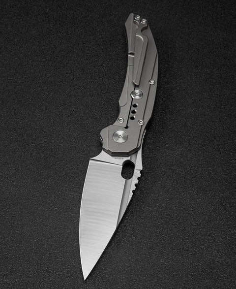 BESTECH EXPLOIT BT2005E Titanium+Carbon Fiber  Handle: 3.15" S35VN Blade